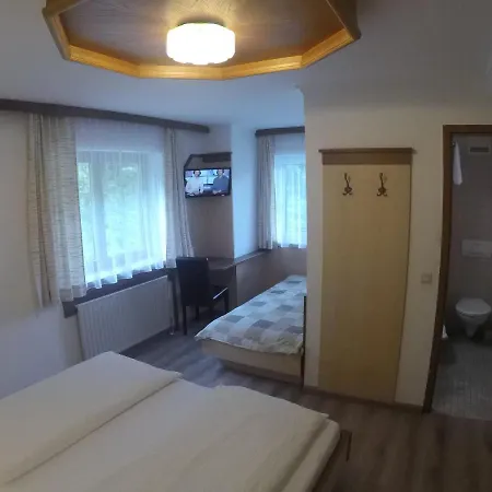 Hotel-garni Seestrand 4* Zell am See