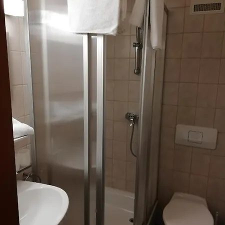 Hotel-garni Seestrand Zell am See