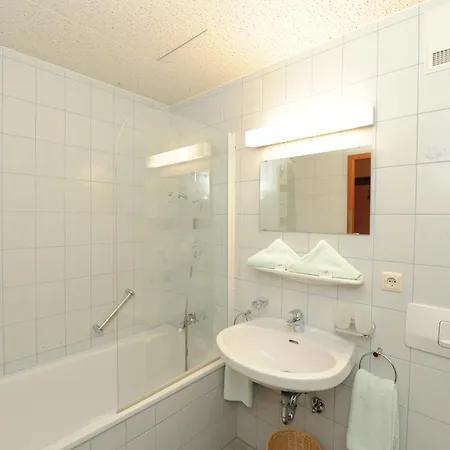 Hotel-garni Seestrand Zell am See