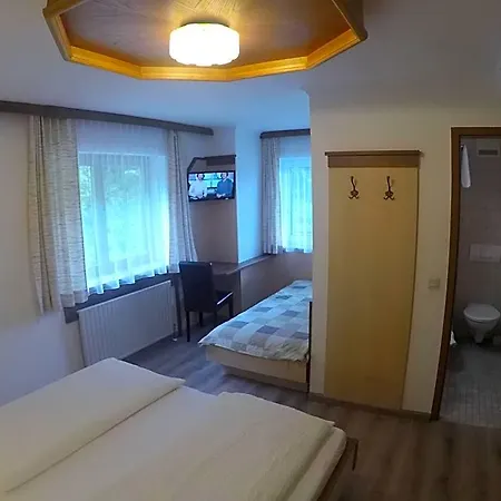 Hotel-garni Seestrand Zell am See
