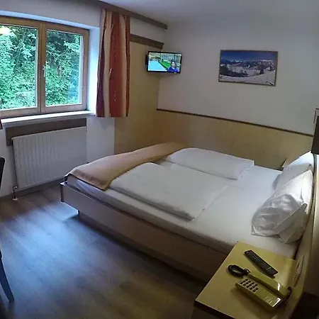 Hotel-garni Seestrand Zell am See