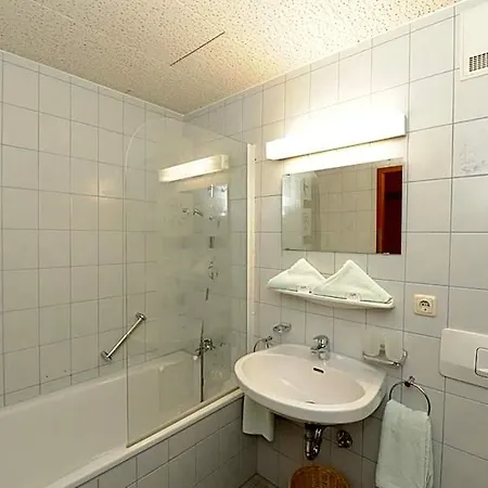 Hotel-garni Seestrand Zell am See