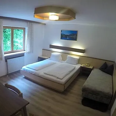 Nocleg ze śniadaniem Hotel-garni Seestrand 4*