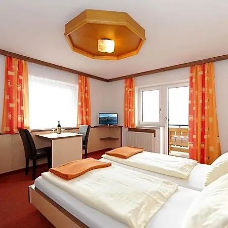 Hotel-garni Seestrand Nocleg ze śniadaniem Zell am See