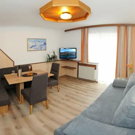 Hotel-garni Seestrand Couette-café Zell am See