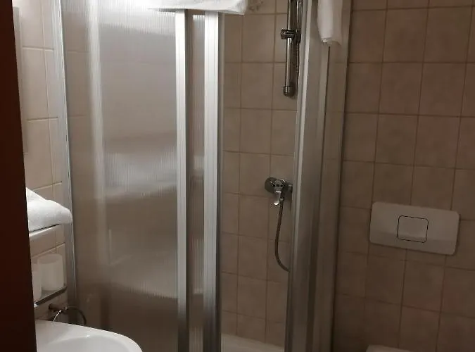 Hotel-garni Seestrand ツェル アム ゼー