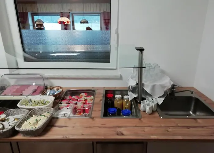 ベッド・アンド・ブレックファスト Hotel-garni Seestrand 4*