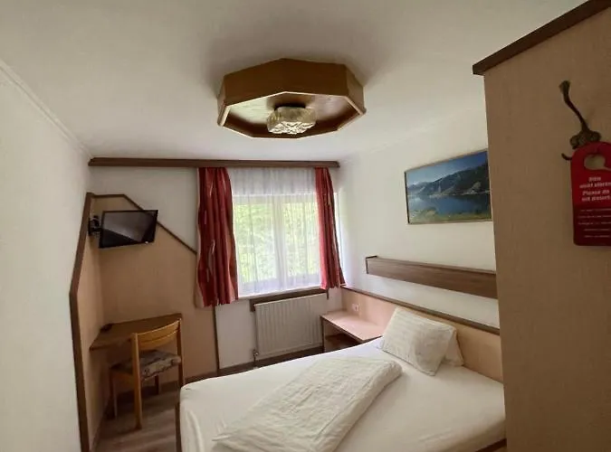 ベッド・アンド・ブレックファスト Hotel-garni Seestrand