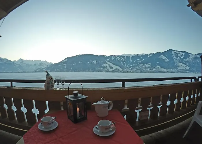 ベッド・アンド・ブレックファスト Hotel-garni Seestrand ツェル アム ゼー